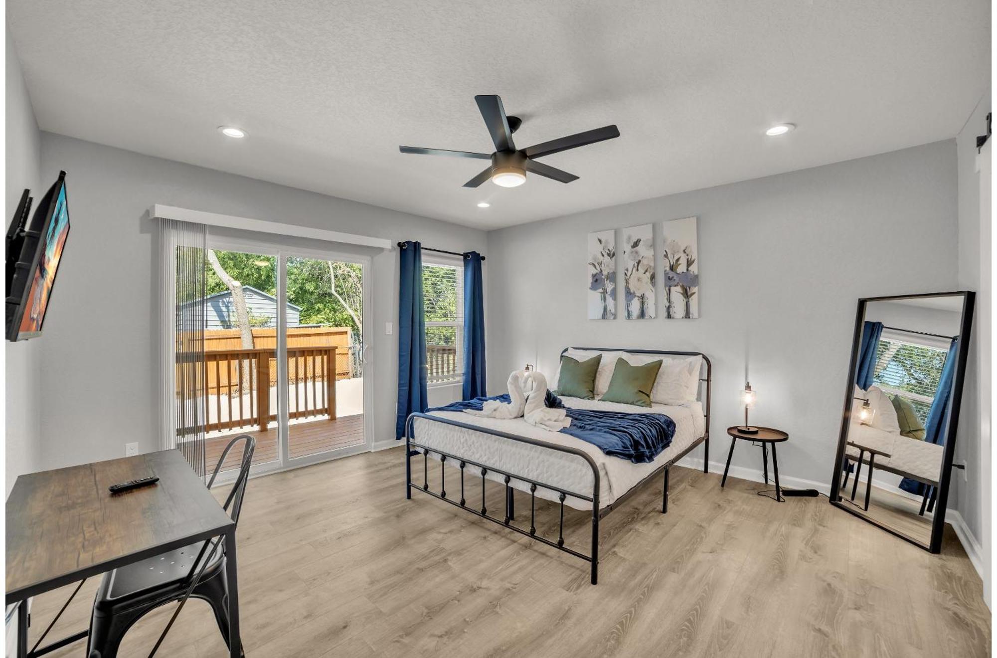 Holiday home Spacious Homey 4br3ba Wamenities Near Downtown *